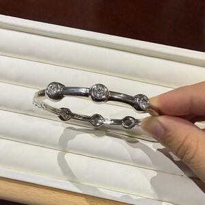 Elegant Silver Bracelet with Crystal Accents